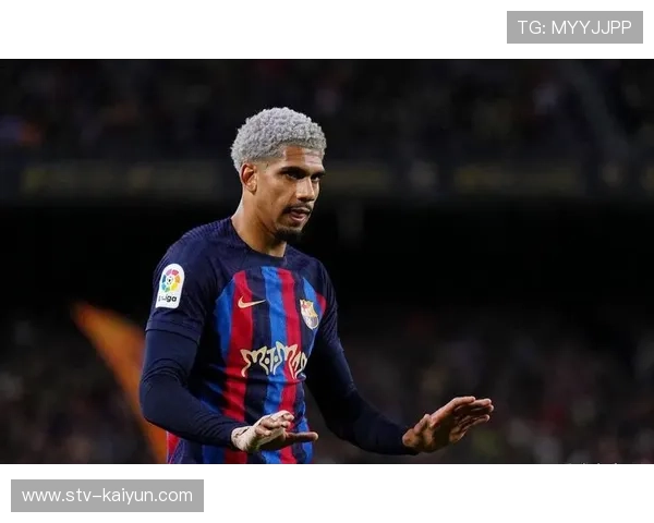 阿劳霍获准离队，曼联与沙特球队展开接触